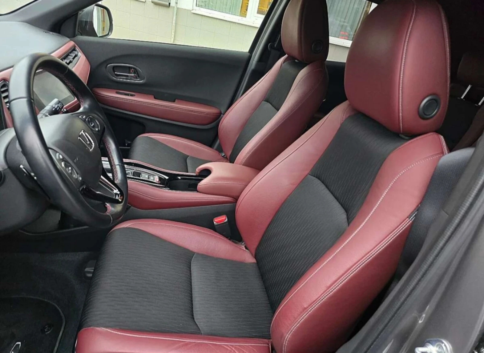 Honda Hr-v FULL SERVICE IN HONDA 68.000км 182кс, снимка 8 - Автомобили и джипове - 53760204