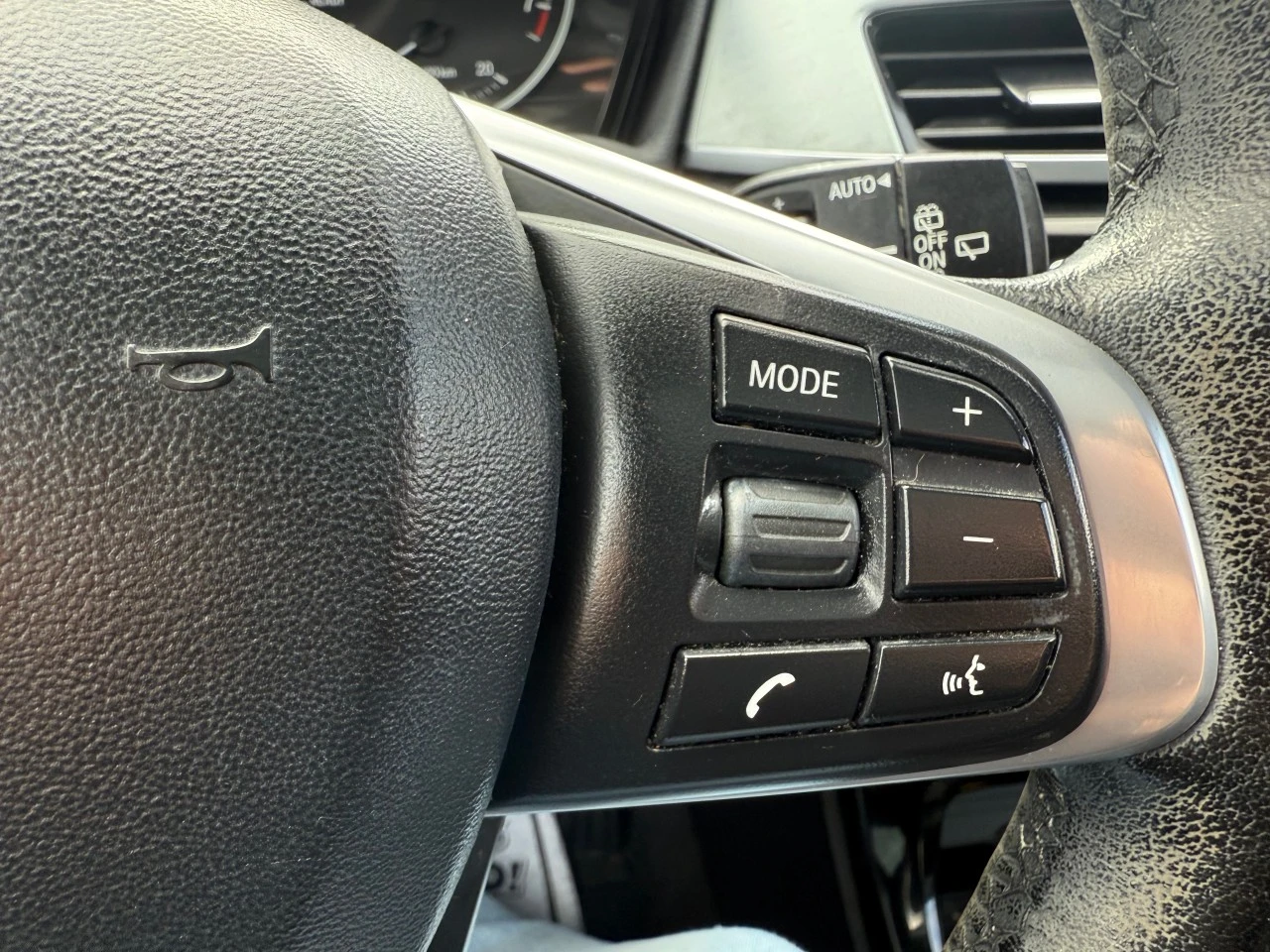 BMW X1 xDrive* АвтоКредит* (ЦЕНА ДО БГ), снимка 14 - Автомобили и джипове - 54040906