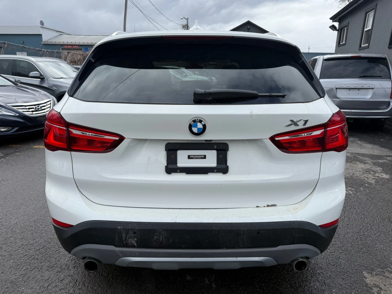 BMW X1 xDrive* АвтоКредит* (ЦЕНА ДО БГ), снимка 5 - Автомобили и джипове - 54040906