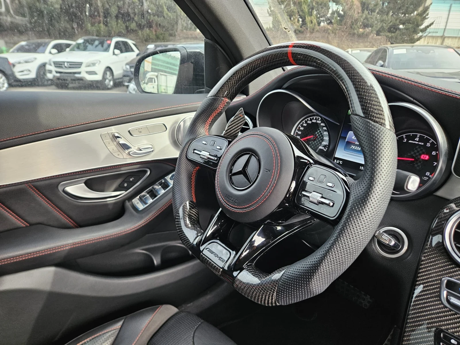 Mercedes-Benz GLC 43 AMG, снимка 4 - Автомобили и джипове - 54372325