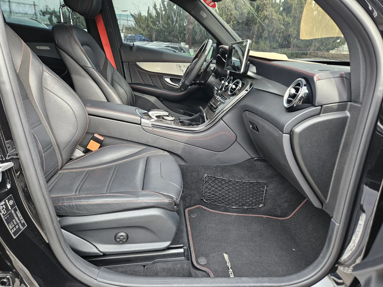 Mercedes-Benz GLC 43 AMG, снимка 16 - Автомобили и джипове - 54372325