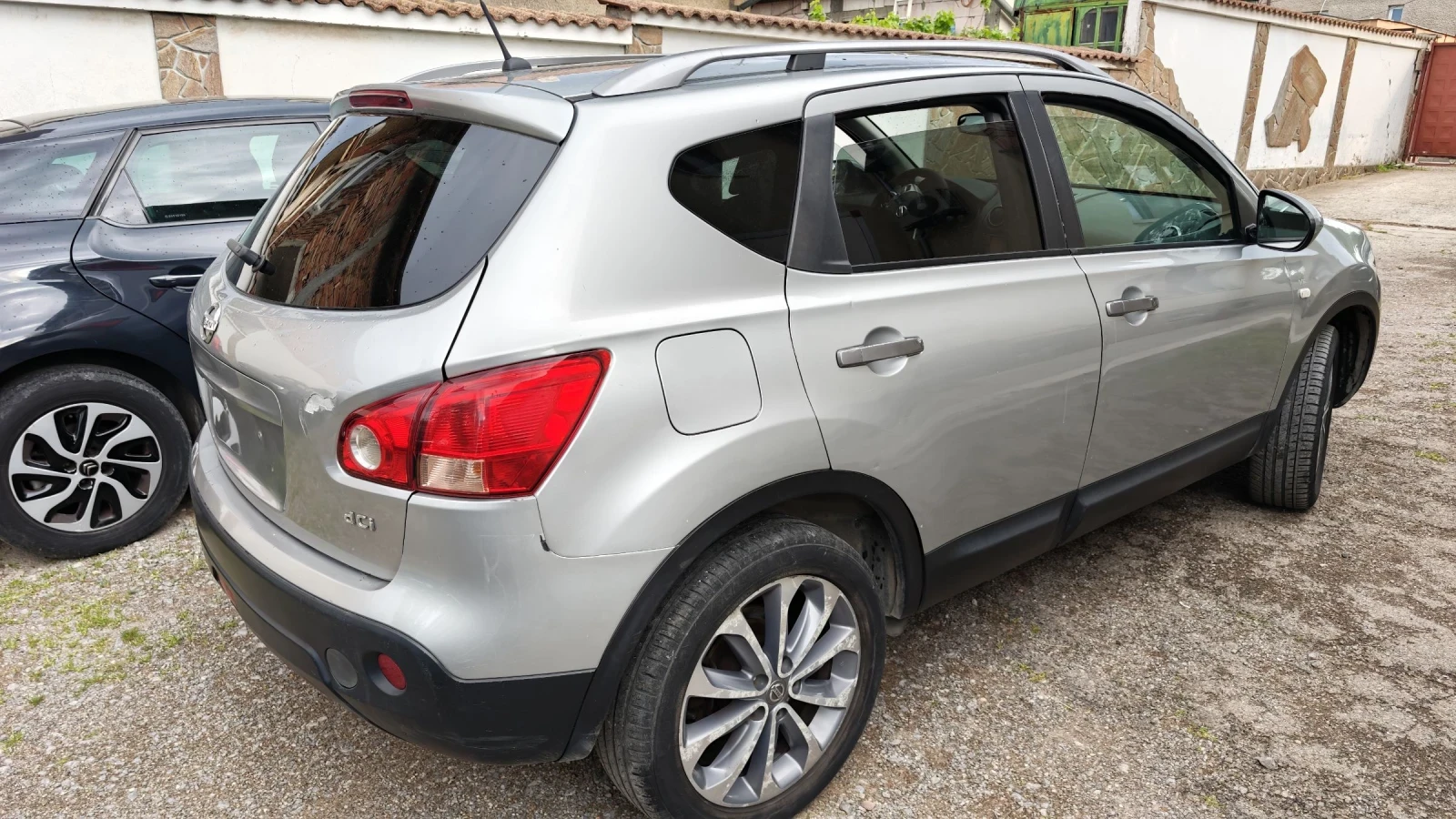 Nissan Qashqai 1.5cdi, снимка 3 - Автомобили и джипове - 54623192