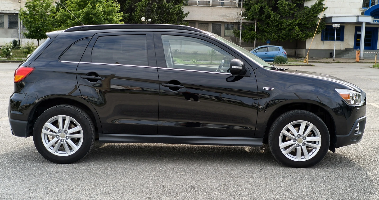 Mitsubishi ASX 1.8 DI-D Топ!, снимка 6 - Автомобили и джипове - 54644419