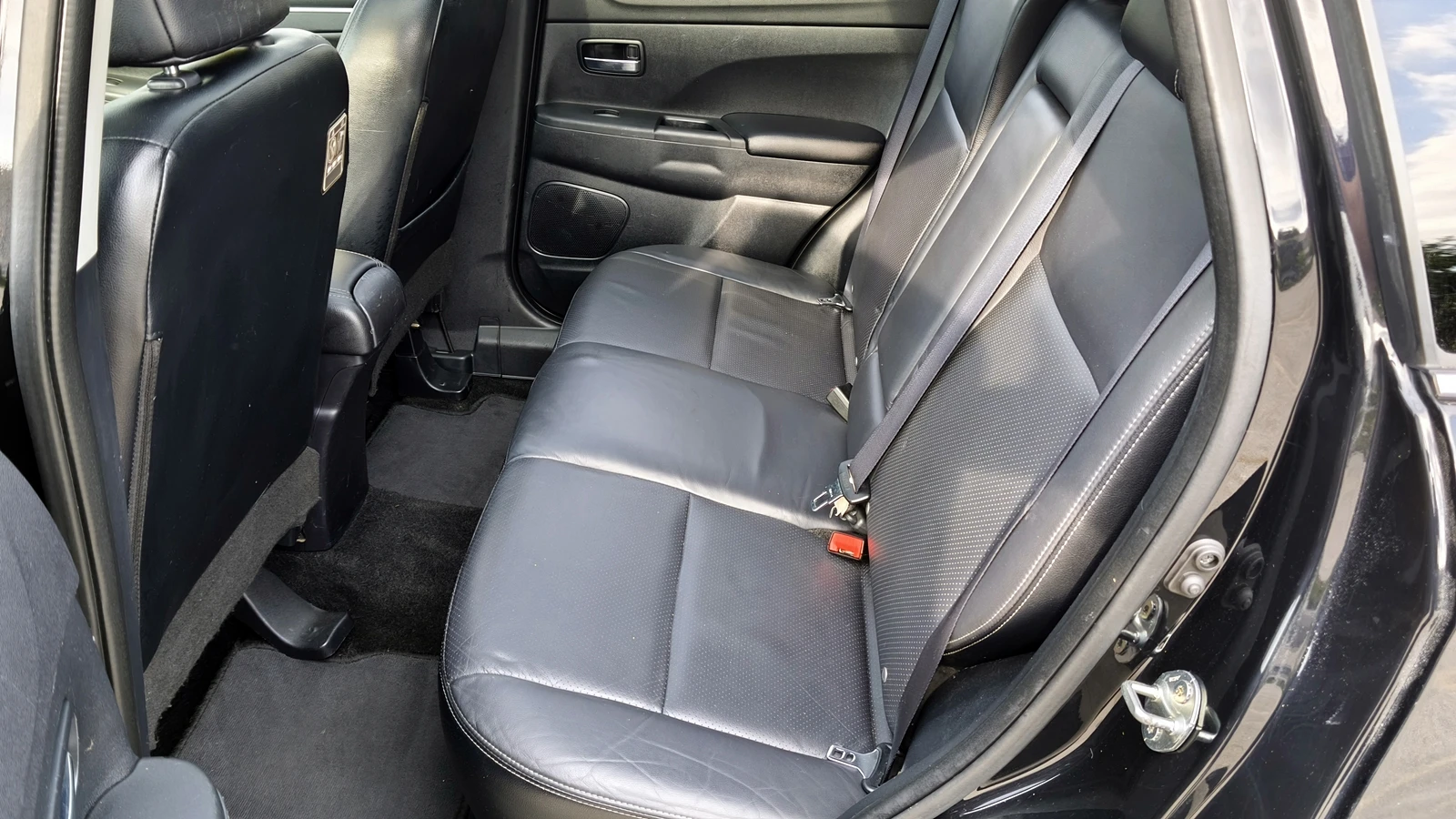 Mitsubishi ASX 1.8 DI-D Топ!, снимка 16 - Автомобили и джипове - 54644419