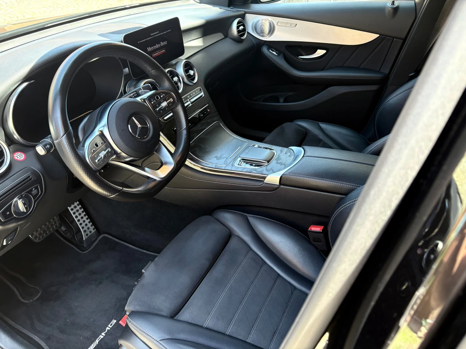 Mercedes-Benz GLC 300 de AMG Line Night 4MATIC, снимка 11 - Автомобили и джипове - 54937848