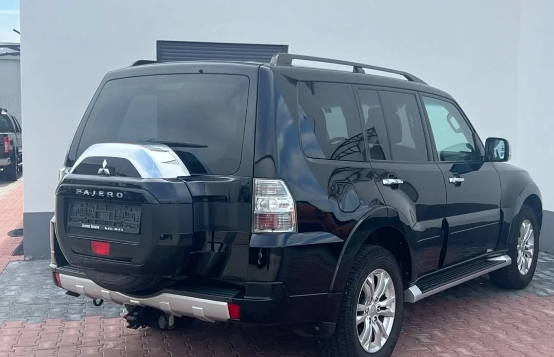 Mitsubishi Pajero, снимка 2 - Автомобили и джипове - 55460243