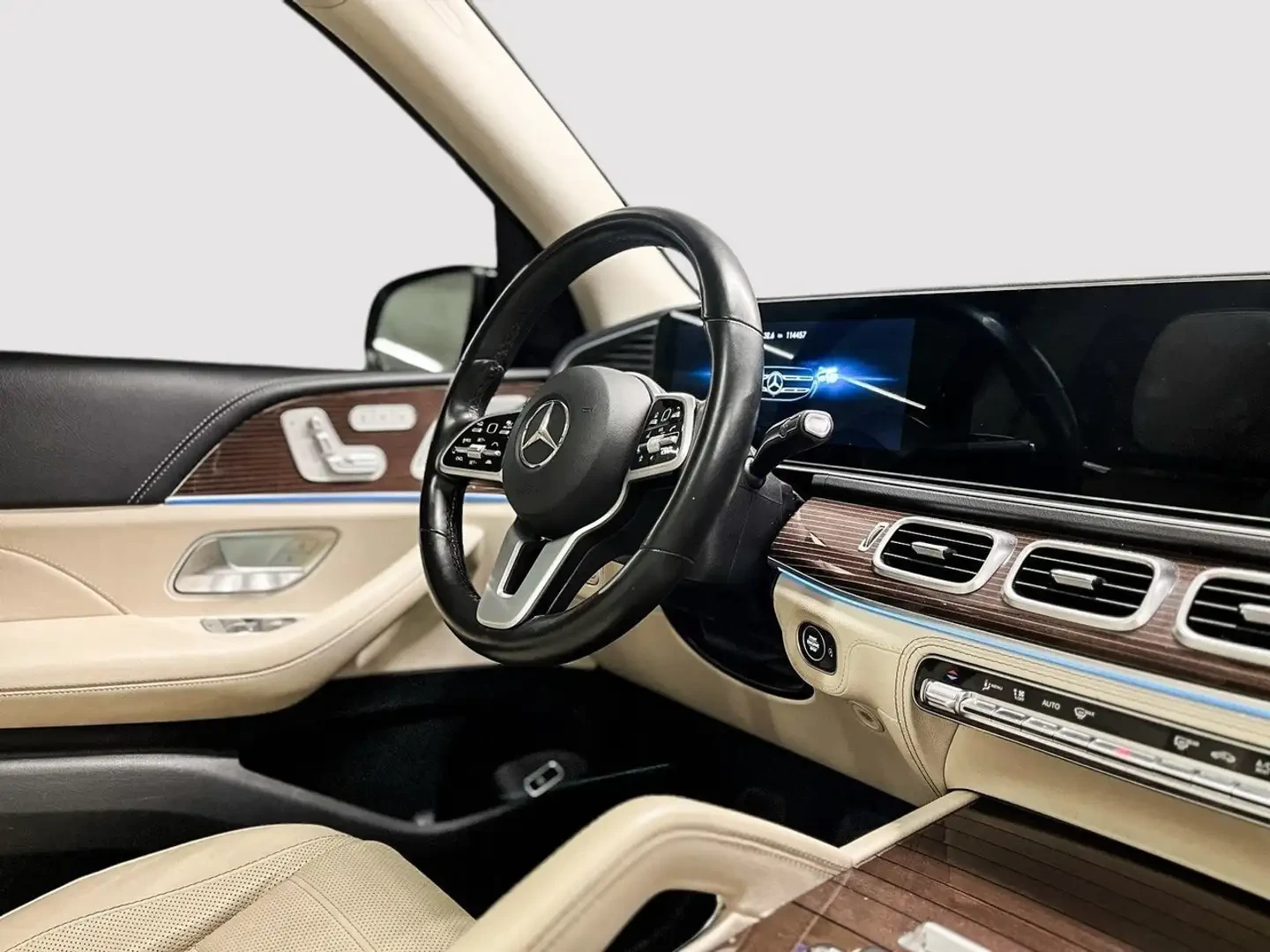 Mercedes-Benz GLE Burmester* Multibeam LED* ПОДГРЕВ и ОБДУХВАНЕ, снимка 5 - Автомобили и джипове - 55857572