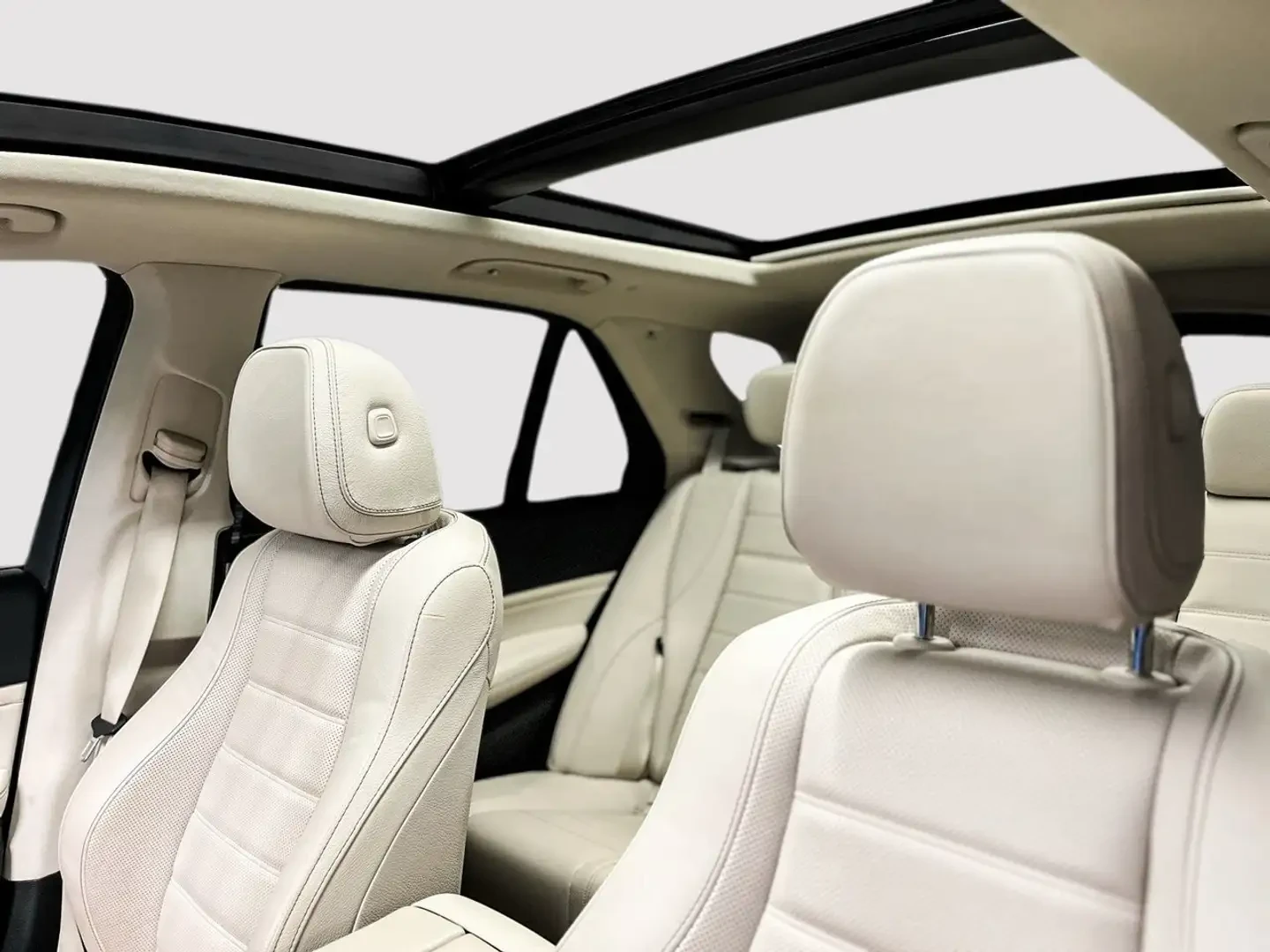 Mercedes-Benz GLE Burmester* Multibeam LED* ПОДГРЕВ и ОБДУХВАНЕ, снимка 6 - Автомобили и джипове - 55857572