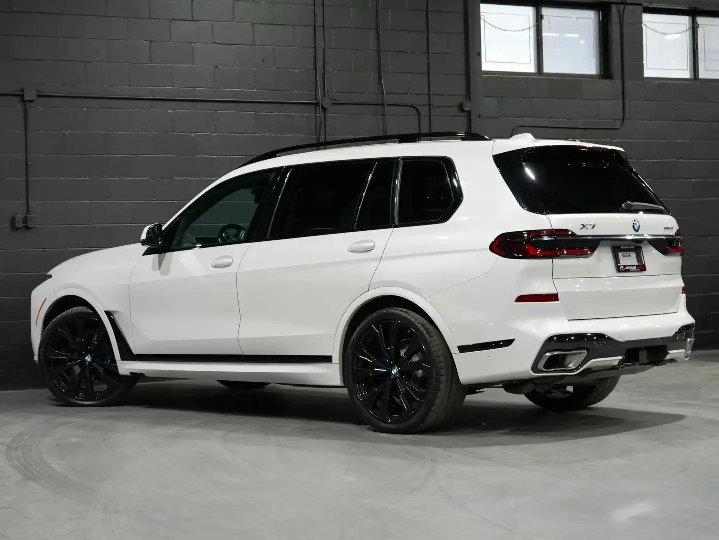 BMW X7 23 INCH| HUD| 360| HARMAN K, снимка 5 - Автомобили и джипове - 56071911
