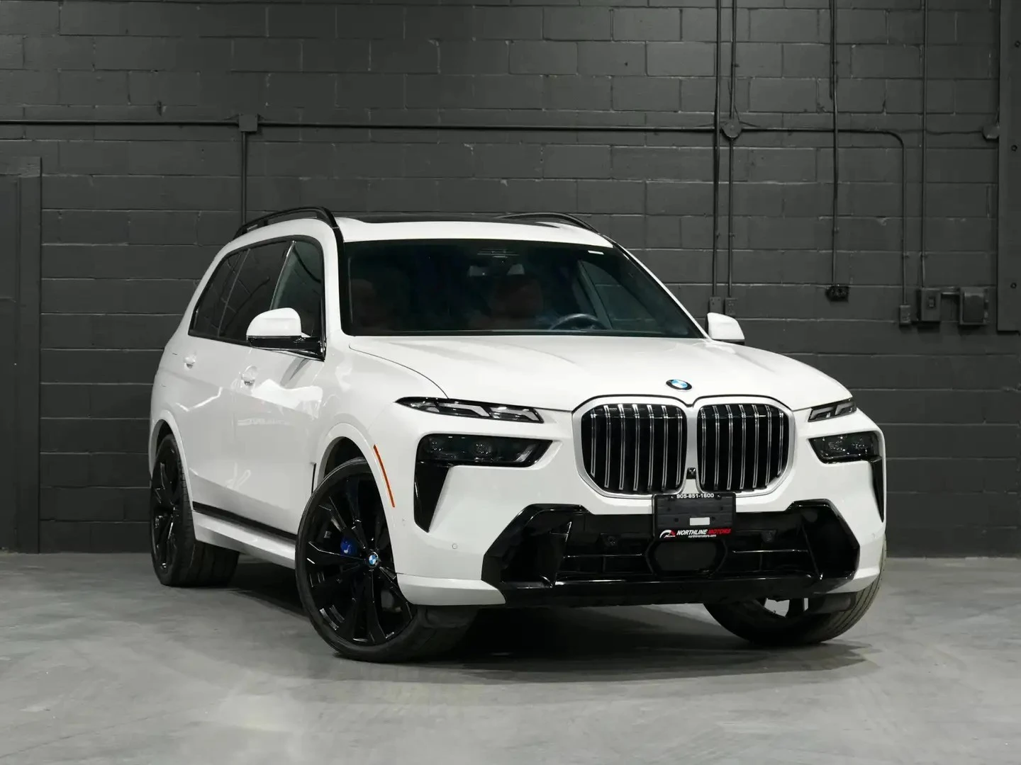 BMW X7 23 INCH| HUD| 360| HARMAN K, снимка 2 - Автомобили и джипове - 56071911