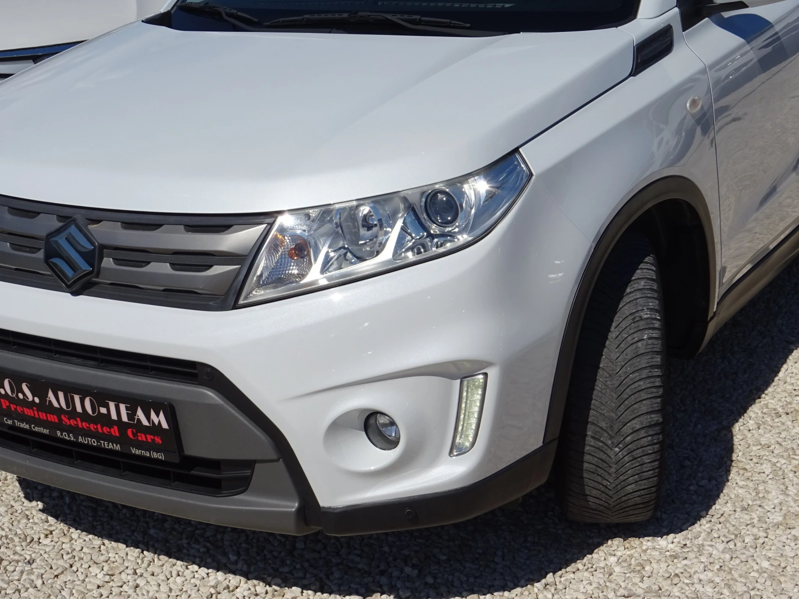 Suzuki Vitara 1.6 vvt V-Top 4wd AllGrip, снимка 17 - Автомобили и джипове - 56115742