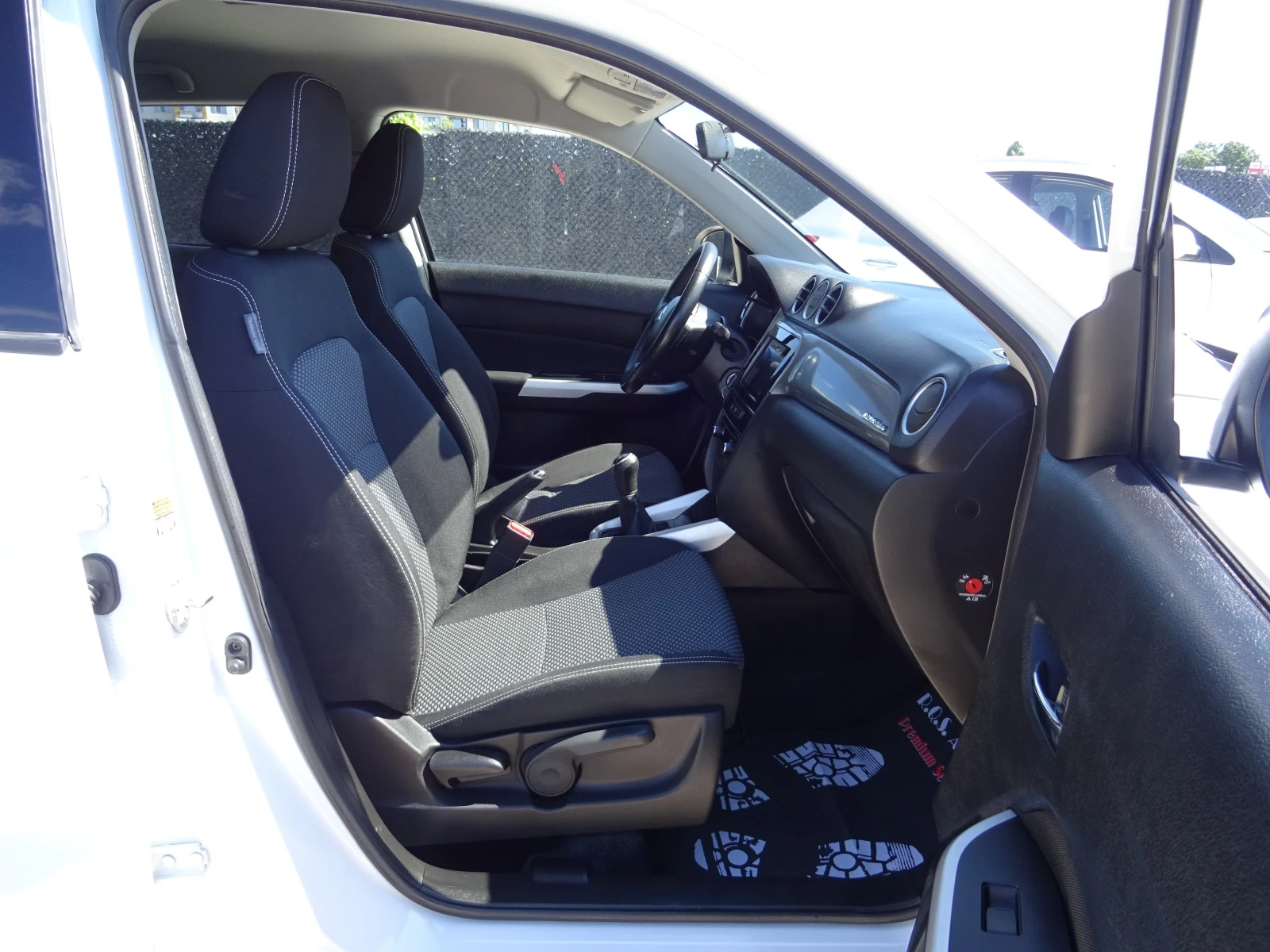 Suzuki Vitara 1.6 vvt V-Top 4wd AllGrip, снимка 15 - Автомобили и джипове - 56115742
