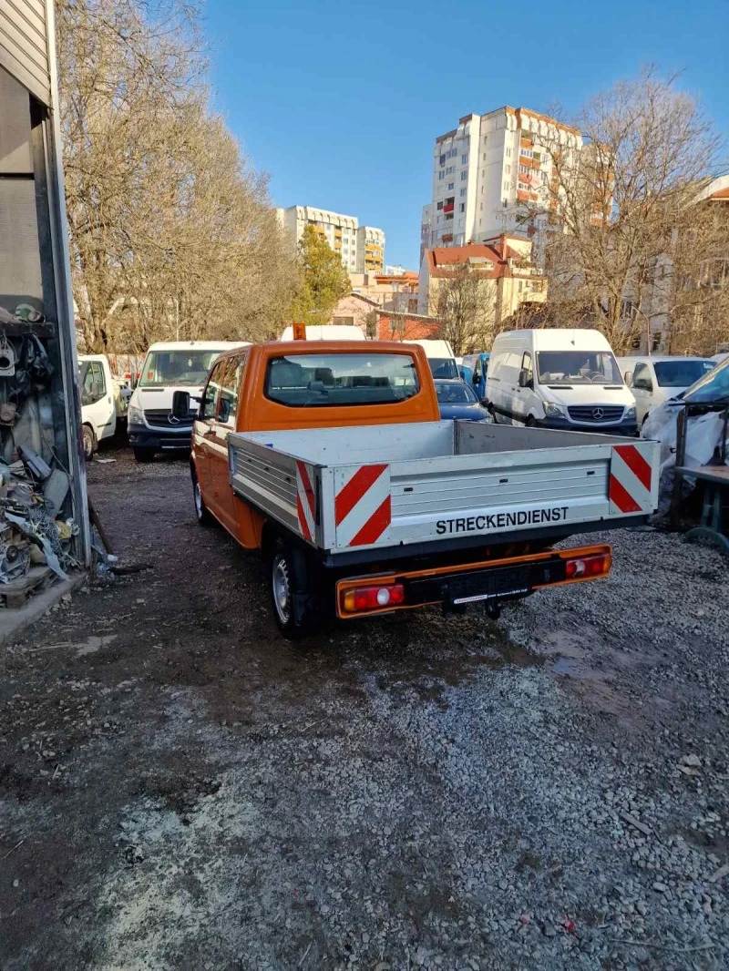 VW T5 1.9TDi, снимка 2 - Бусове и автобуси - 43473852