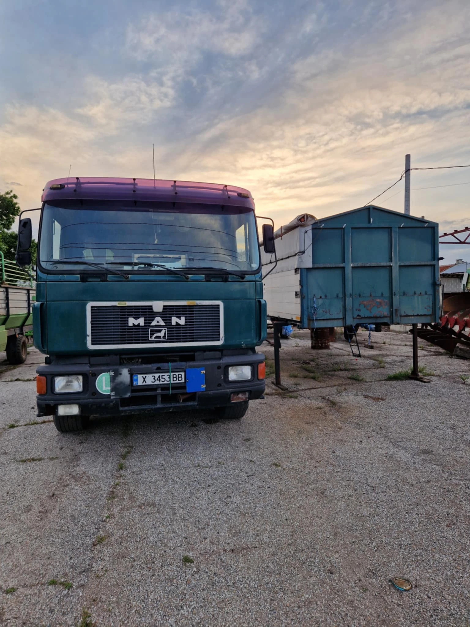 Man 19402 | Mobile.bg   1