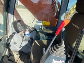 Багер New Holland E215B, снимка 5