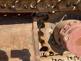 Багер New Holland E215B, снимка 7