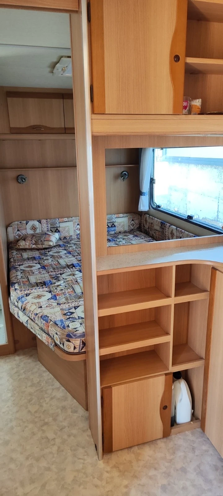 Каравана Adria Adria 5206 UP-1997г, снимка 16 - Каравани и кемпери - 55571798