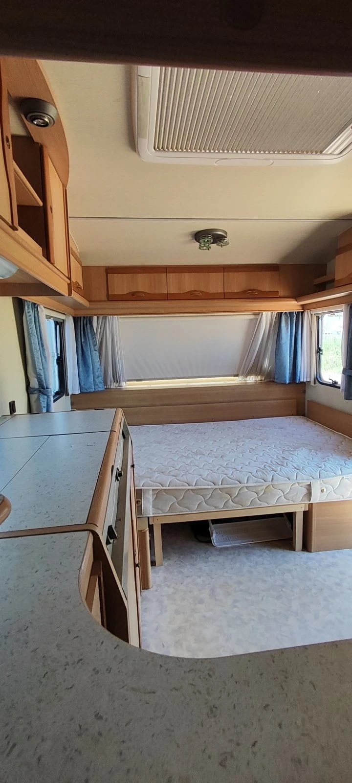 Каравана Adria Adria 5206 UP-1997г, снимка 5 - Каравани и кемпери - 55571798