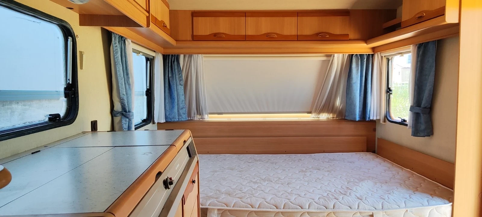 Каравана Adria Adria 5206 UP-1997г, снимка 7 - Каравани и кемпери - 55571798