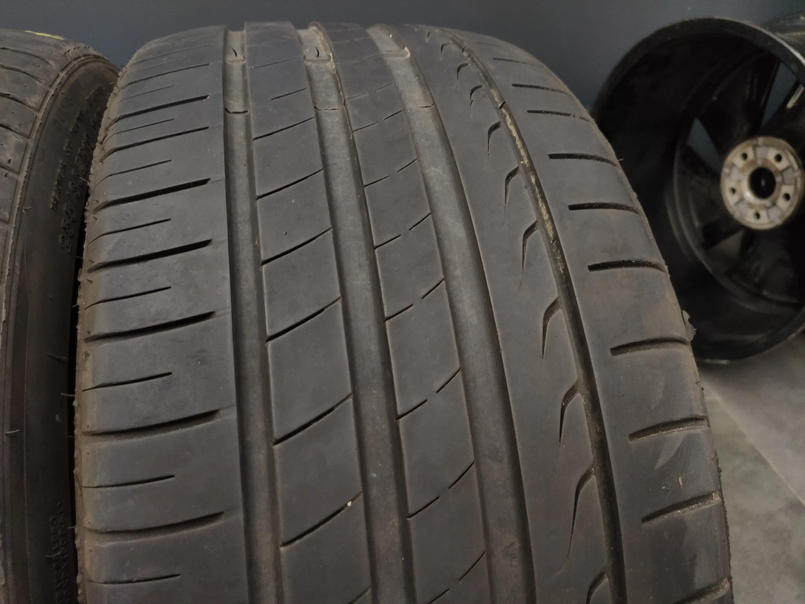  255/35R19 | Mobile.bg   1