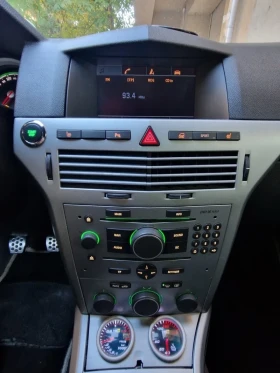 Opel Astra OPC VXRacing Edition, снимка 8