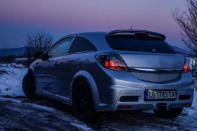Opel Astra OPC VXRacing Edition, снимка 15