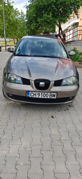 Seat Ibiza Хечбек, снимка 2
