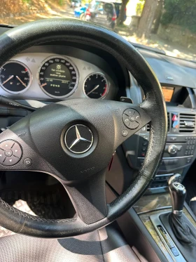 Mercedes-Benz C 320, снимка 10