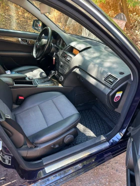 Mercedes-Benz C 320, снимка 7