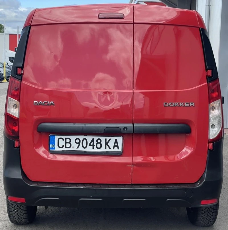 Dacia Dokker 1.6 Фабрична Газ, снимка 4 - Автомобили и джипове - 45626637