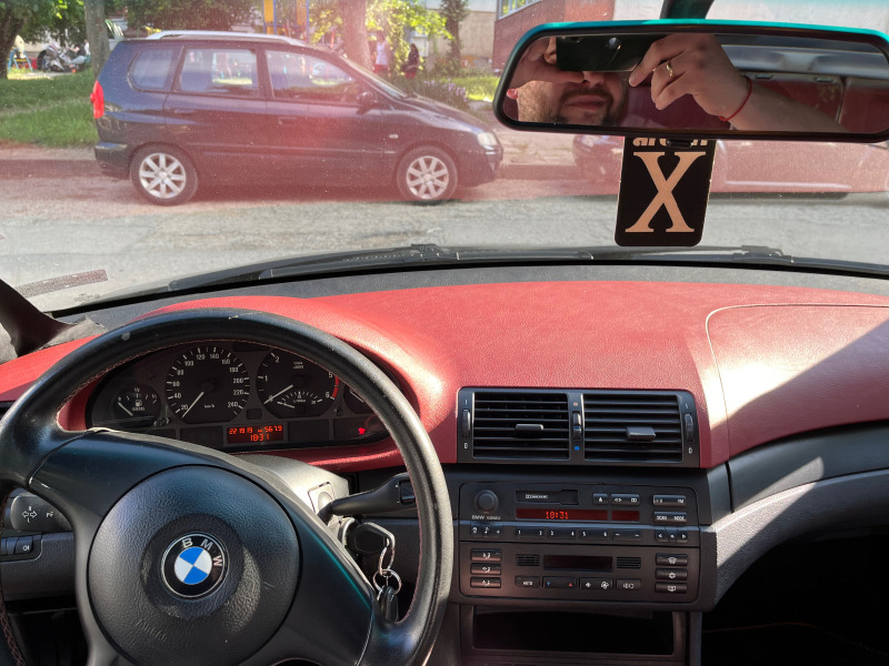 BMW 320, снимка 3 - Автомобили и джипове - 46019103