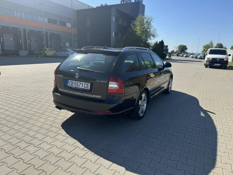 Skoda Octavia, снимка 5 - Автомобили и джипове - 47398119