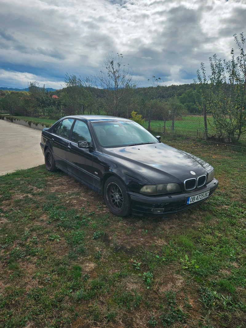 BMW 523, снимка 1 - Автомобили и джипове - 47497685