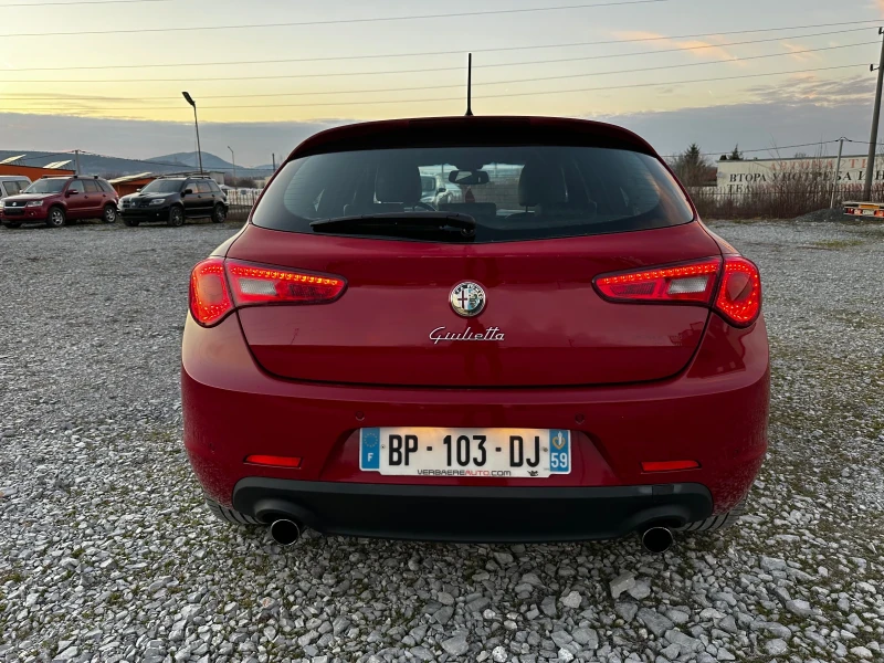 Alfa Romeo Giulietta 2.0JTDM- КОЖА- ПАНОРАМА, снимка 6 - Автомобили и джипове - 48985758