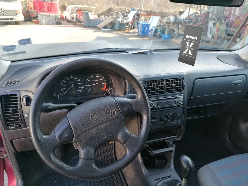 VW Polo 1300, снимка 2 - Автомобили и джипове - 49316921