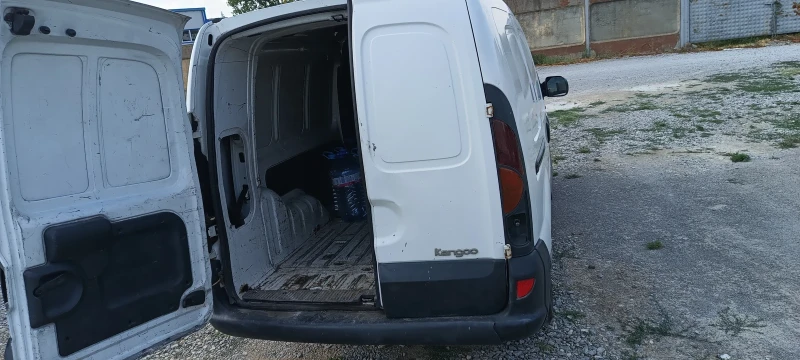 Renault Kangoo 1, снимка 11 - Автомобили и джипове - 51502627