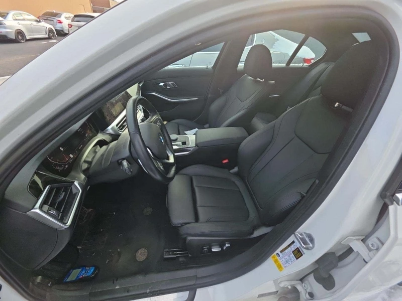 BMW 330 i, снимка 5 - Автомобили и джипове - 53181726