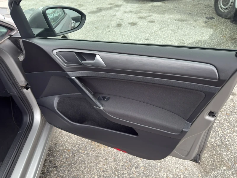 VW Golf 1.6TDI.FULL LED.DISTRONIK.DSG!, снимка 12 - Автомобили и джипове - 53414431