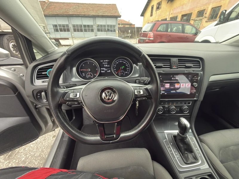 VW Golf 1.6TDI.FULL LED.DISTRONIK.DSG!, снимка 11 - Автомобили и джипове - 53414431