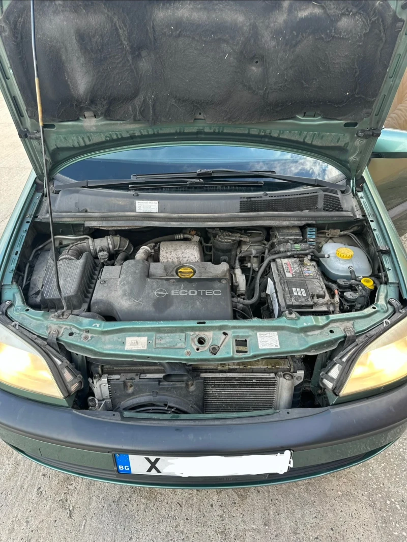 Opel Zafira 2.0 dl 16V, снимка 14 - Автомобили и джипове - 53528587