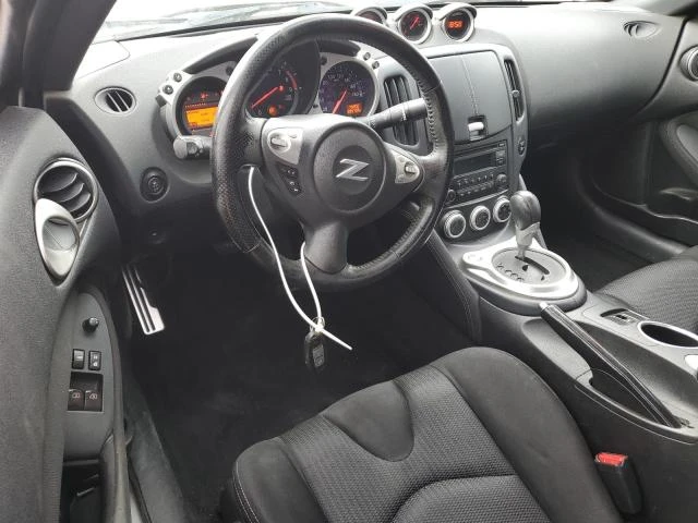 Nissan 370Z, снимка 8 - Автомобили и джипове - 47880603