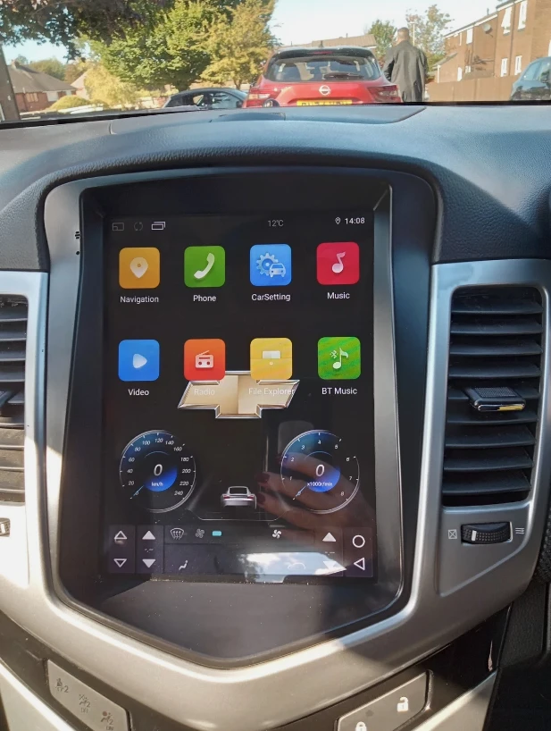 Chevrolet Cruze 1.6 Десен волан - изображение 9