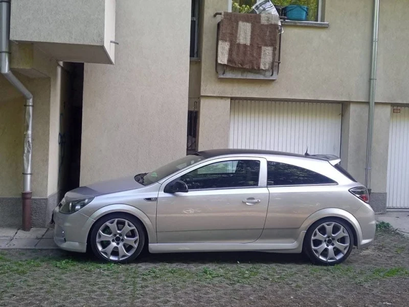 Opel Astra OPC VXRacing Edition, снимка 3 - Автомобили и джипове - 53363564