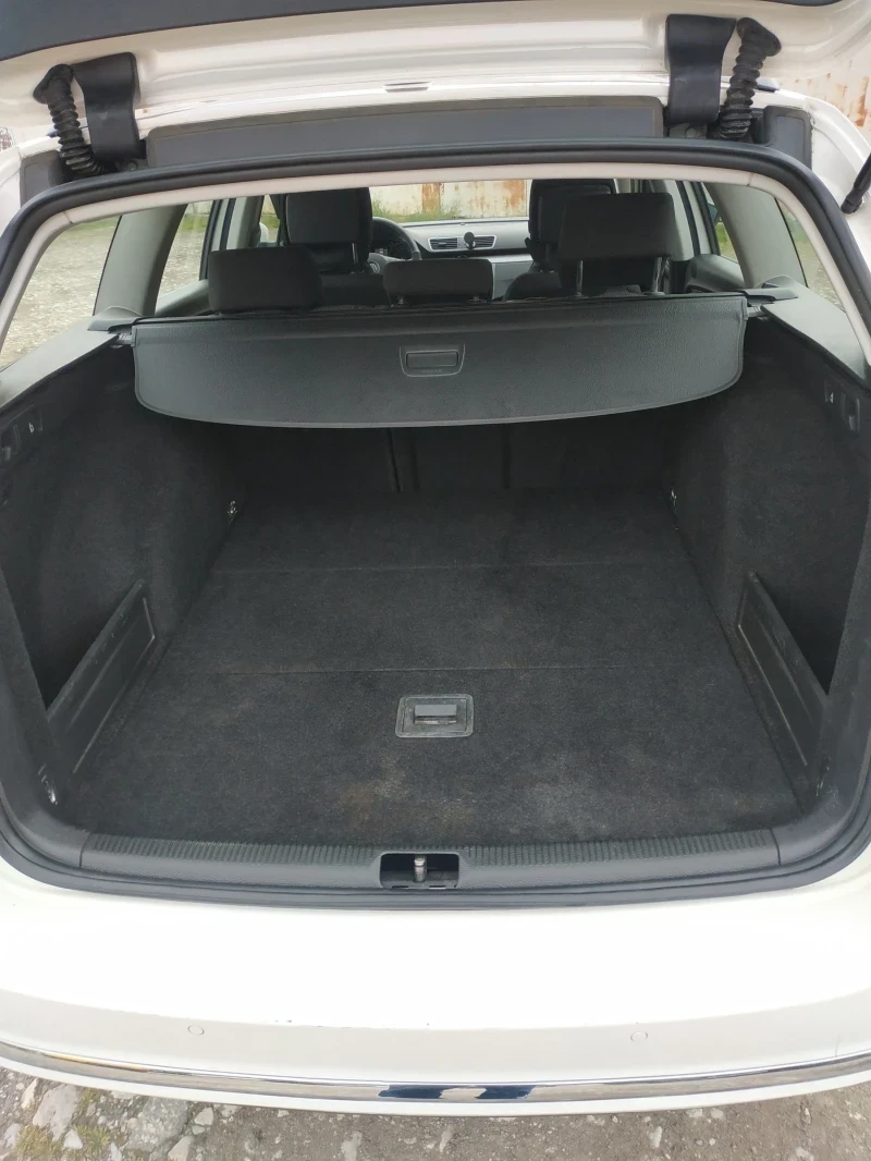 VW Passat 2.0 TDI DSG, снимка 14 - Автомобили и джипове - 54770371