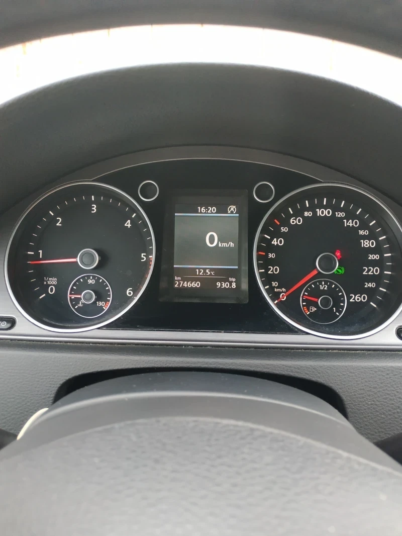 VW Passat 2.0 TDI DSG, снимка 9 - Автомобили и джипове - 54770371