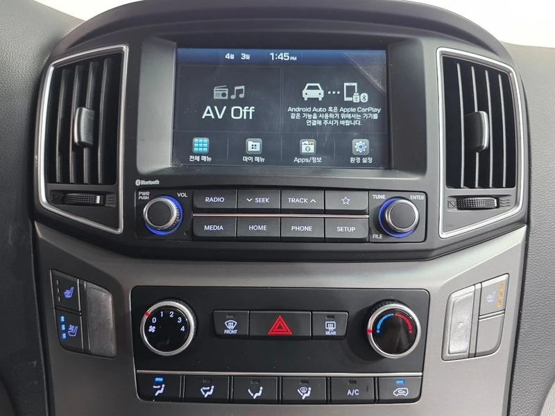 Hyundai Starex 2.5 Automatic, снимка 15 - Автомобили и джипове - 55948869