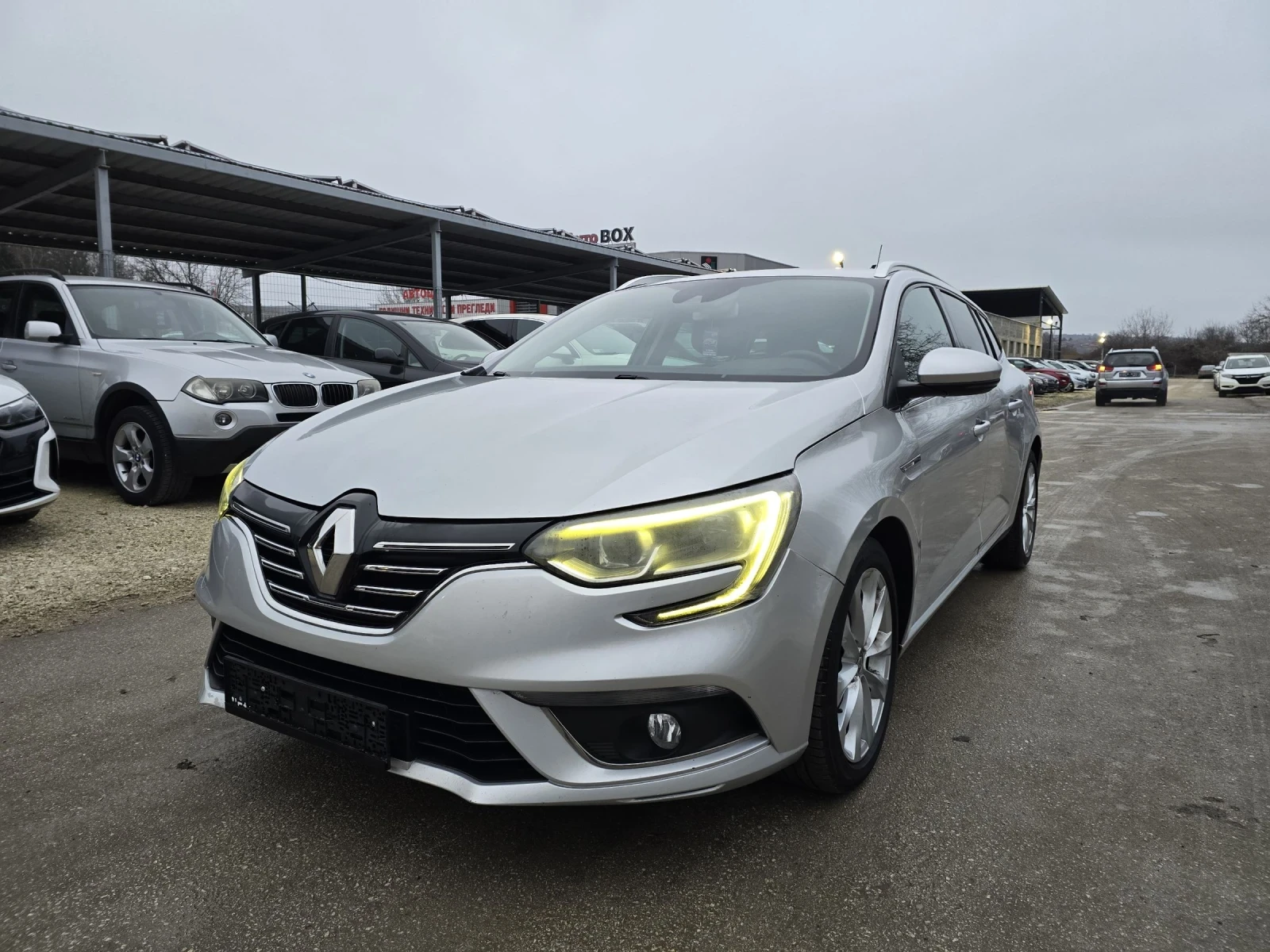 Renault Megane 1.5d 110к.с Топ състояние , снимка 1