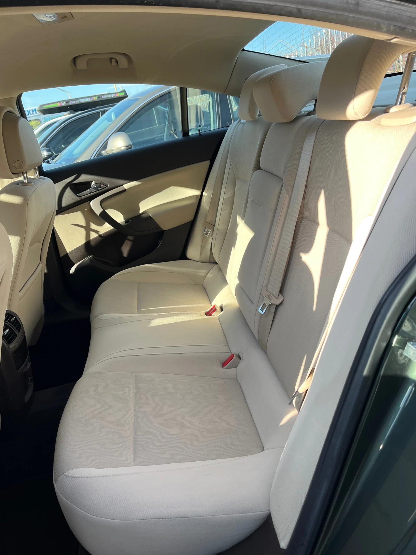 Opel Insignia 1.6 TURBO ��� ���� | Mobile.bg � ����������� 11