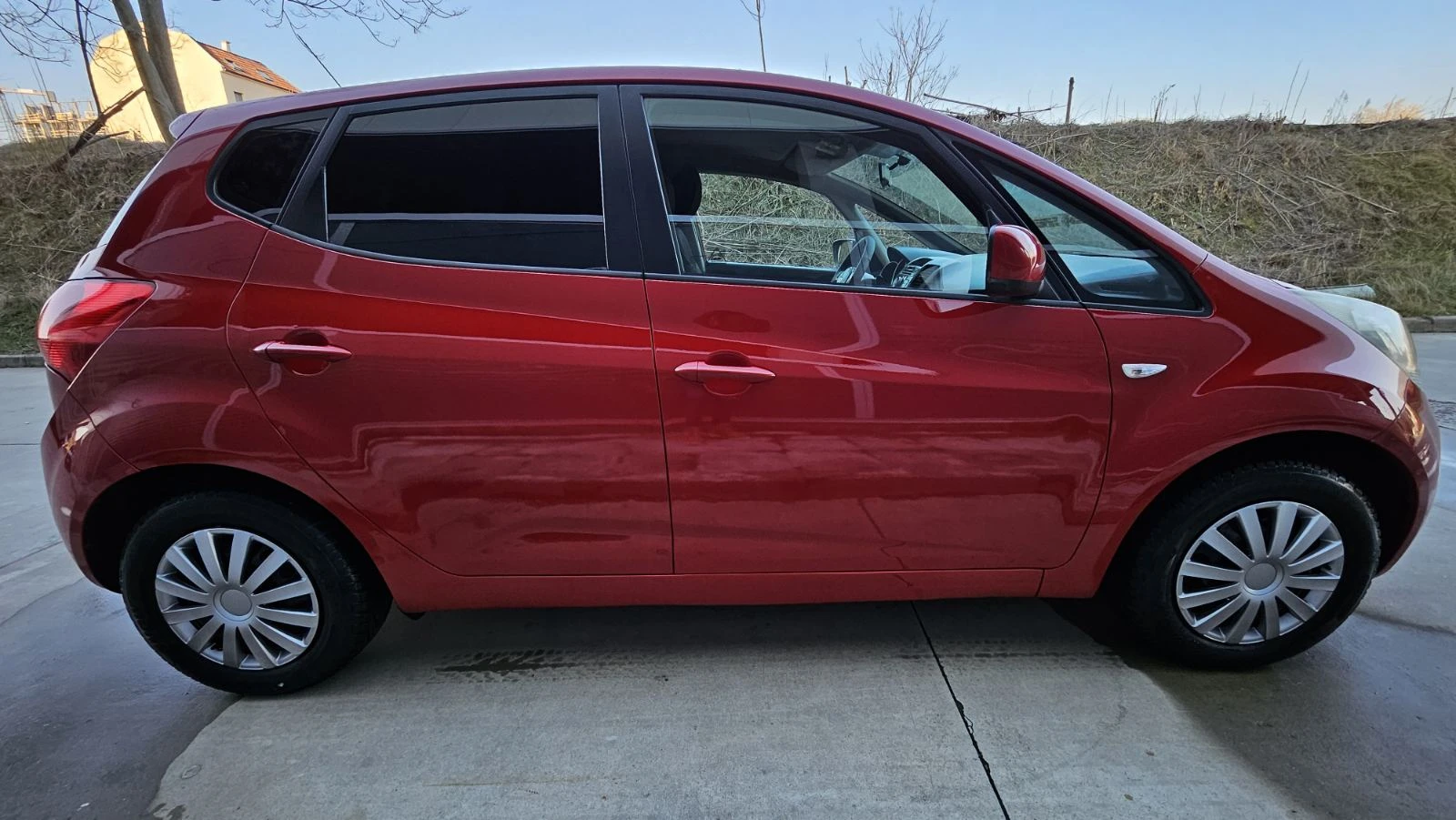 Kia Venga 1.4i CVVT - изображение 6