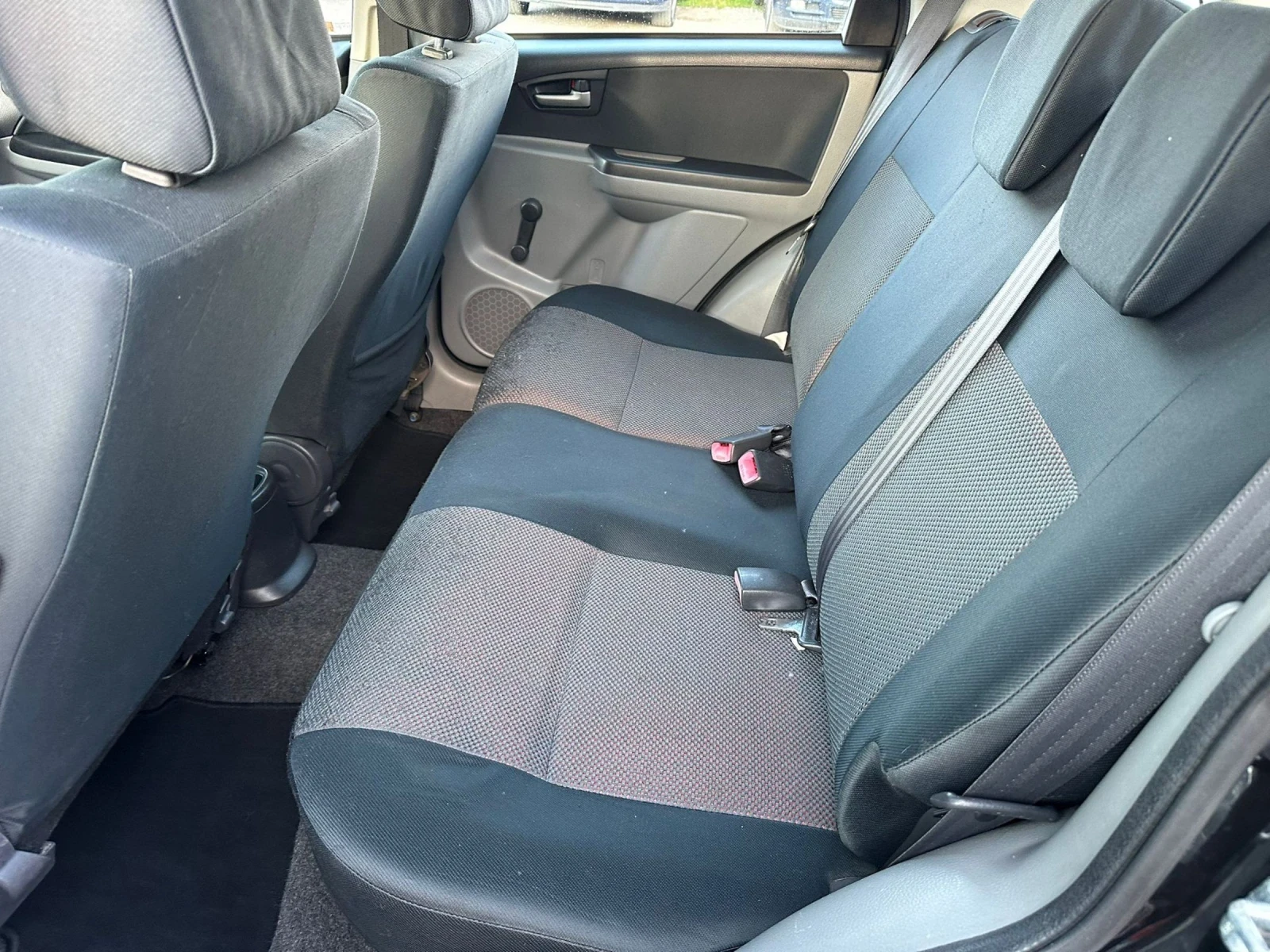 Suzuki SX4 1, 900JTD 4x4 EURO4  - изображение 10